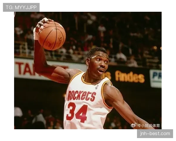 奥拉朱旺内线单打效率超贾巴尔拉开篮下统治差距