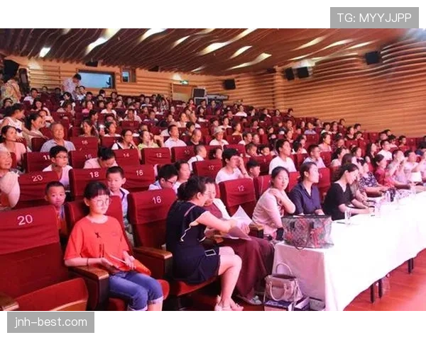 外物入场判罚规则拆解：何时停止比赛，如何判定责任？