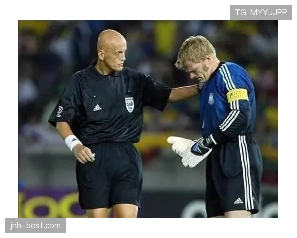 抗议判罚时裁判权威如何界定，规则到底允许多少抗争？