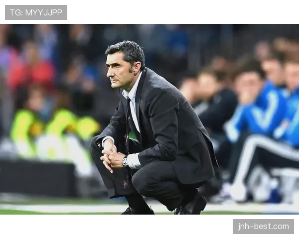 巴尔韦德战术角色解析：场上作用是否被低估？