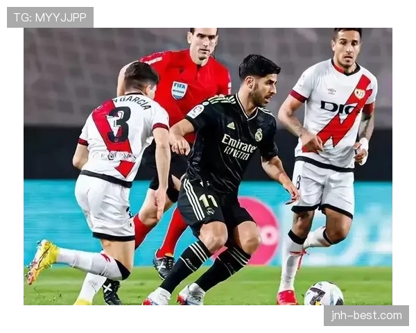 本泽马离开C罗后的进攻效率与战术角色变化解析