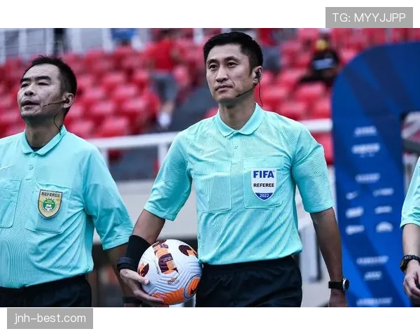 第四官员在足球比赛中的职责有哪些规则细节需要重点了解？