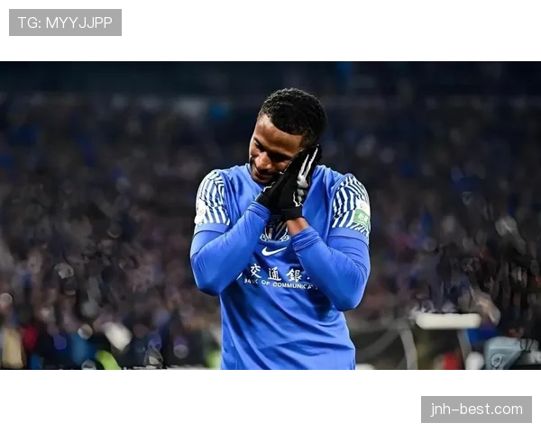 拉莫斯疯狂高位抢断带动防线稳固 本赛季防守角色升级明显